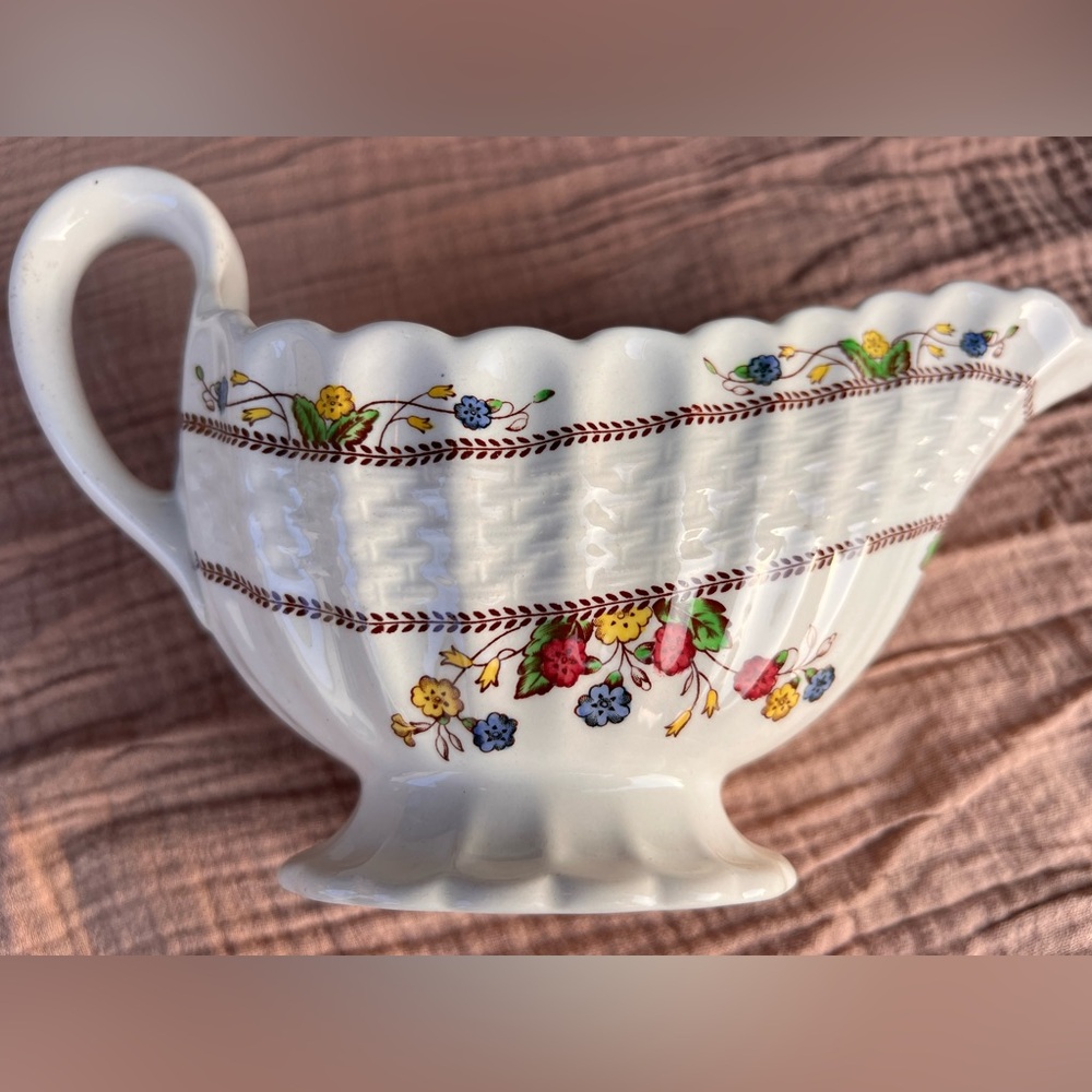 Spode Cowslip Ceramic Gravy Bowl with Red Accents made in England China